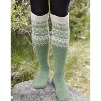 Perles du Nord Socks by DROPS Design - Sokker Strikkeopskrift str. 35/ - 41/43