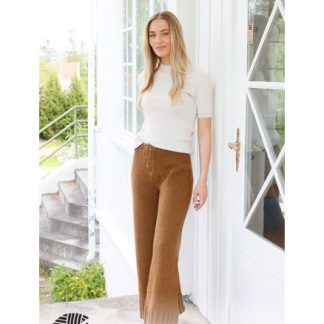 Comfy Caramel Trousers by DROPS Design - Bukser Strikkeopskrift str. S - XXX-Large