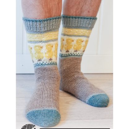 Dancing Chicken Socks by DROPS Design - Sokker Strikkeopskrift str. 35 - 44/46