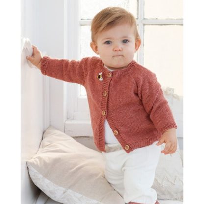 Little Bee Cardigan by DROPS Design - Baby Jakke Strikkeopskrift str.  - 3/4 år