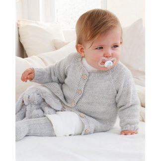 Little Pearl Cardigan by DROPS Design - Baby Jakke Strikkeopskrift str - 3/4 år