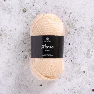 Svarta Fåret Merino Mini Garn 107 Macadamianød